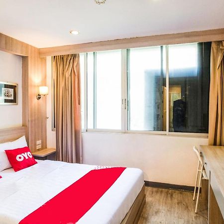 Oyo 437 Hostel Na Nara Μπανγκόκ Εξωτερικό φωτογραφία