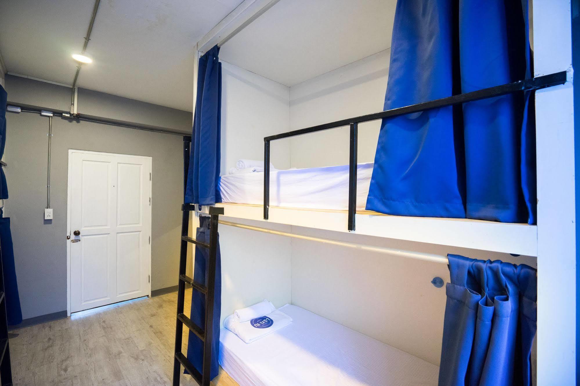 Oyo 437 Hostel Na Nara Μπανγκόκ Εξωτερικό φωτογραφία