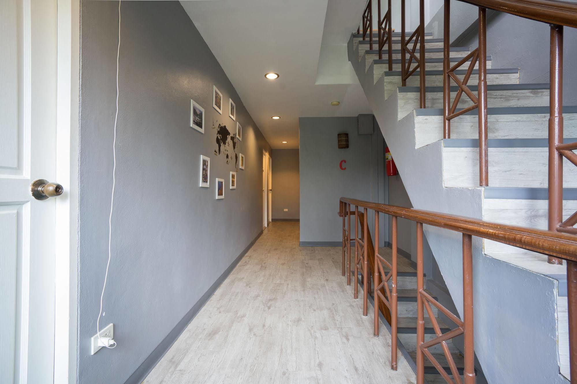Oyo 437 Hostel Na Nara Μπανγκόκ Εξωτερικό φωτογραφία