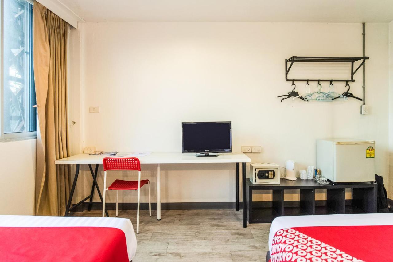 Oyo 437 Hostel Na Nara Μπανγκόκ Εξωτερικό φωτογραφία