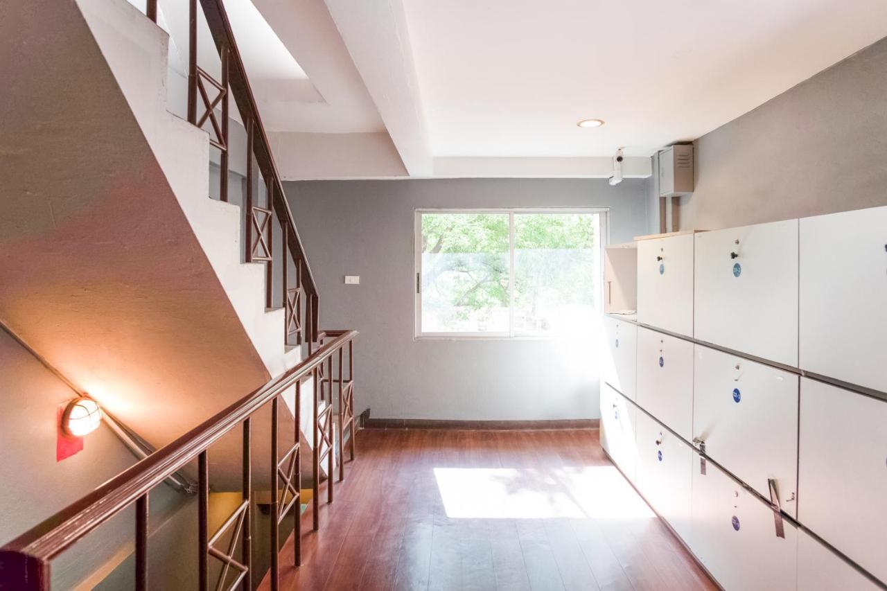 Oyo 437 Hostel Na Nara Μπανγκόκ Εξωτερικό φωτογραφία