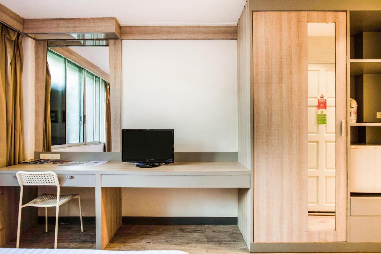 Oyo 437 Hostel Na Nara Μπανγκόκ Εξωτερικό φωτογραφία